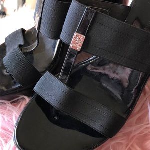 Black strappy wedges - BCBG Generation